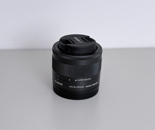 Canon 28mm 5 is stm - f/3.5,